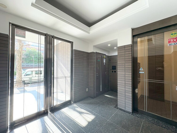 その他 館内は静寂な中が保たれており、管理が行き届いている印象を受けました。