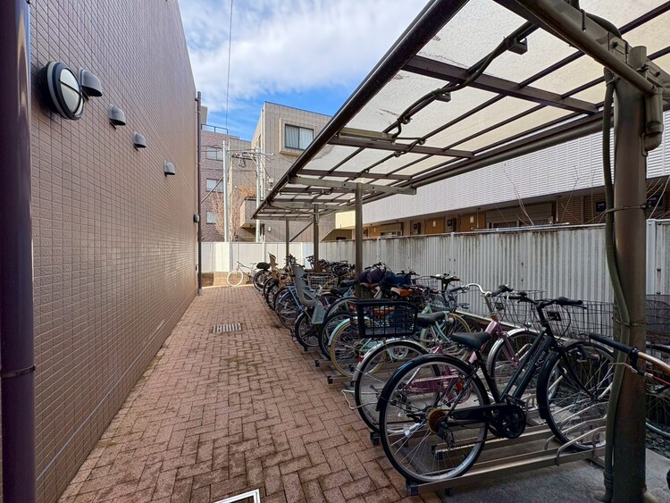 その他 駐輪場も綺麗に整頓されています。※空き状況は都度ご確認下さい。