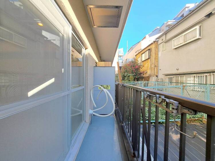 その他 朝の澄んだ空気や、夕方に吹く清々しい風を感じられるバルコニー。