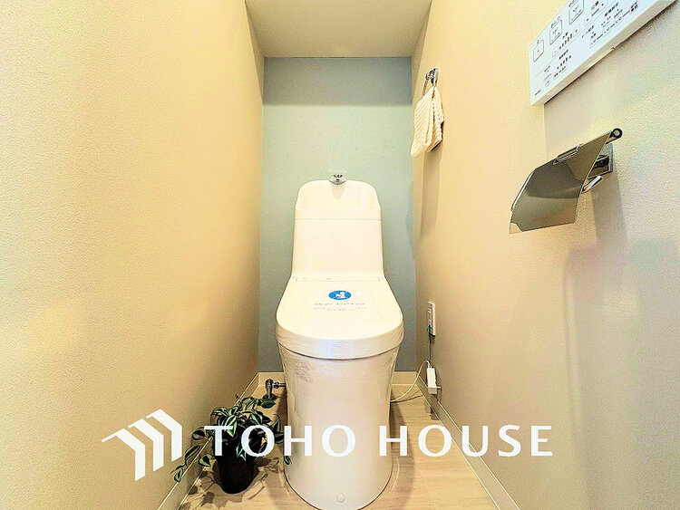 トイレ トイレには快適な温水洗浄便座付