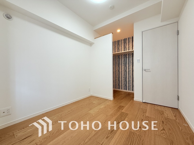 内装 シンプルですっきりとした室内は飽きのこない居心地の良い雰囲気です