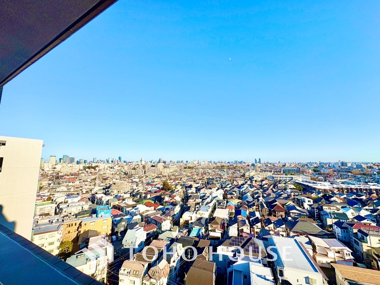 その他 バルコニーからの眺望は開放感にあふれ、心安らぐひととき。