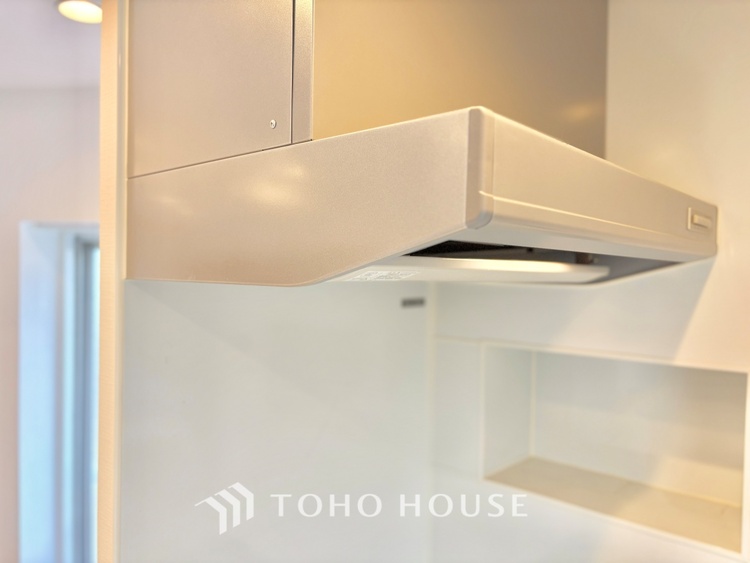 キッチン 五感を刺激する、美食のクリエイティブな場所。ここはただの調理場ではなく、豊かな人生を紡ぐための特別な空間です。