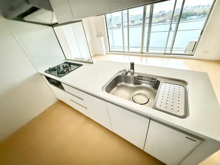 キッチン 使いやすくスタイリッシュなキッチン空間になっております。