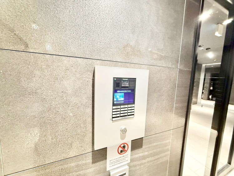 その他 誰が来てもわかる様にモニター付きインターホンを設置。