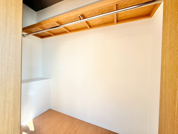 その他 家電やスーツケース、ストック品など何でも片付く嬉しい空間です。