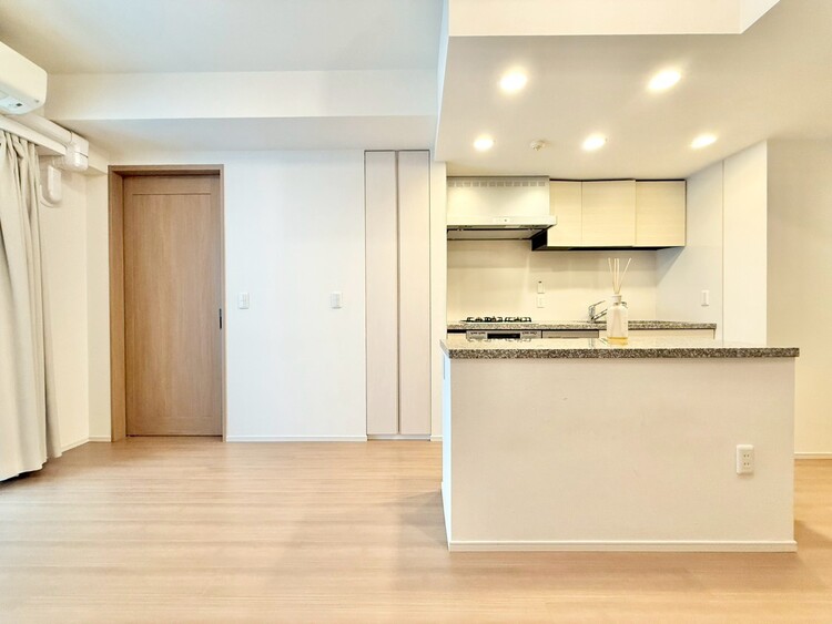 その他 シンプルな内装と偏り過ぎないデザインで統一しました。