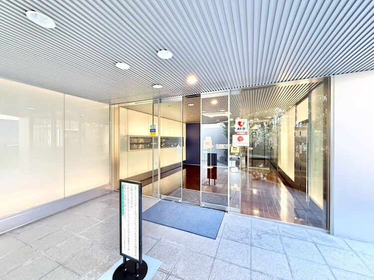 エントランス 上質感漂う玄関アプローチです。