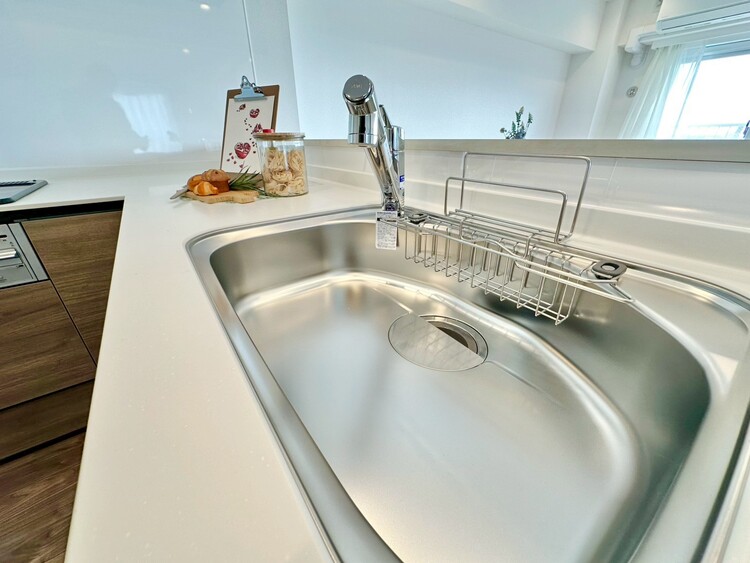 その他 使いやすくスタイリッシュなキッチン空間になっております。