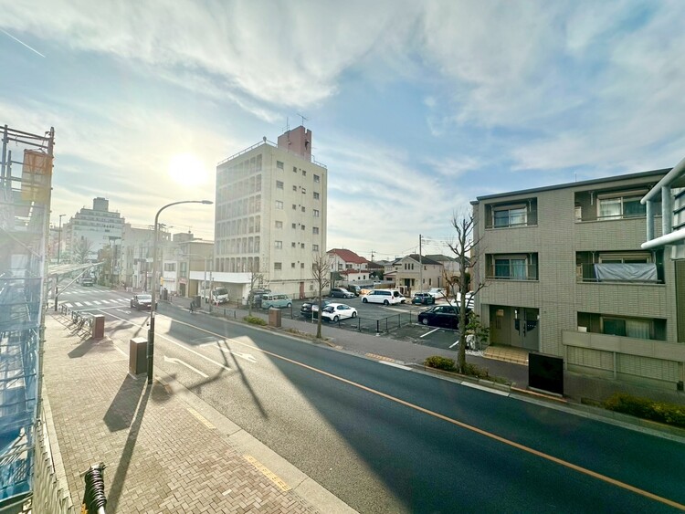 その他 眺望や窓からの景色が良いと、家で過ごす時間も快適です。