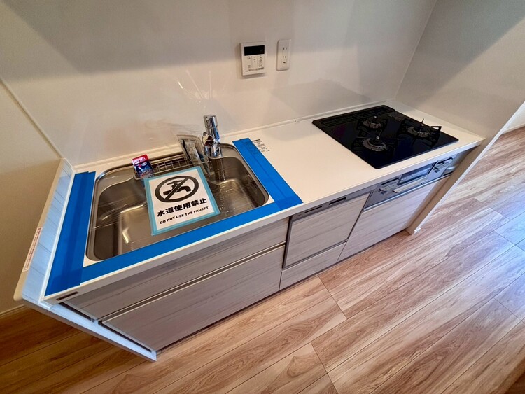 その他 使いやすくスタイリッシュなキッチン空間になっております。※リフォーム前の参考写真です。