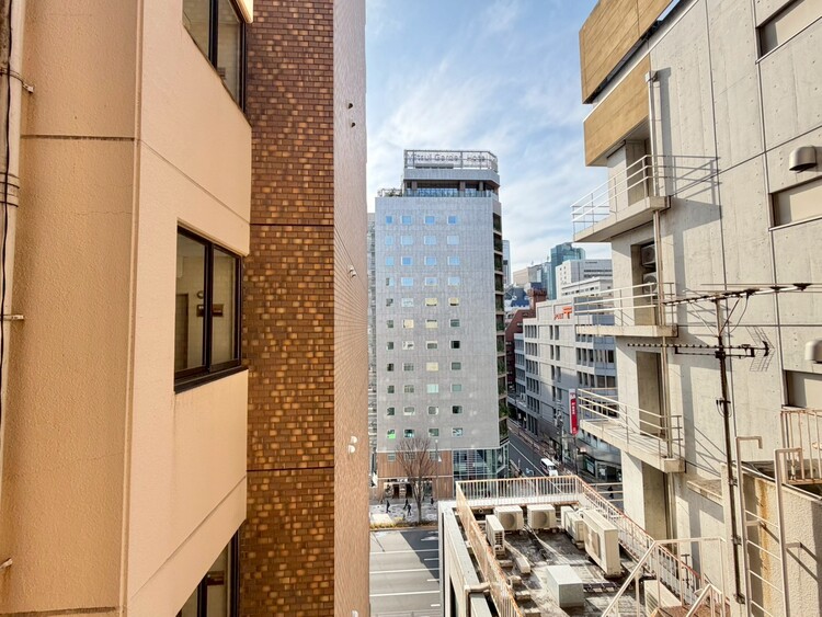 その他 眺望や窓からの景色が良いと、家で過ごす時間も快適です。