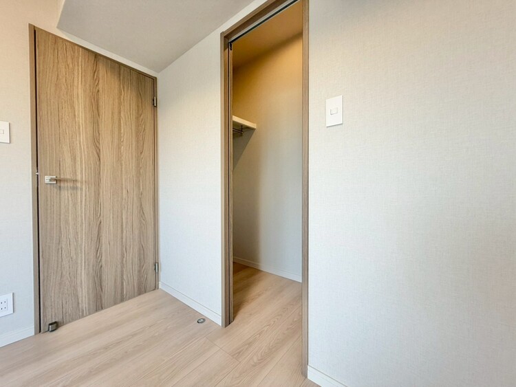 その他 家電やスーツケース、ストック品など何でも片付く嬉しい空間です。