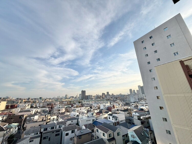 その他 眺望や窓からの景色が良いと、家で過ごす時間も快適です。