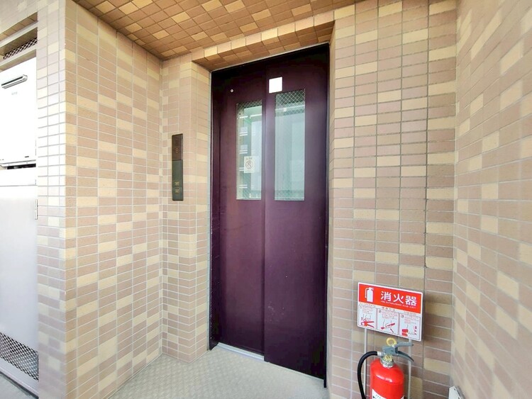 その他 エレベーター完備のため荷物が多くなっても安心。