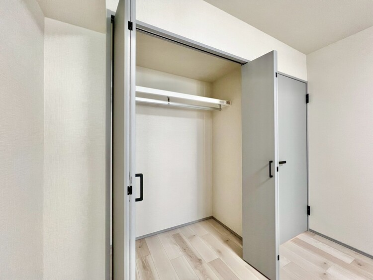 その他 家電やスーツケース、ストック品など何でも片付く嬉しい空間です。