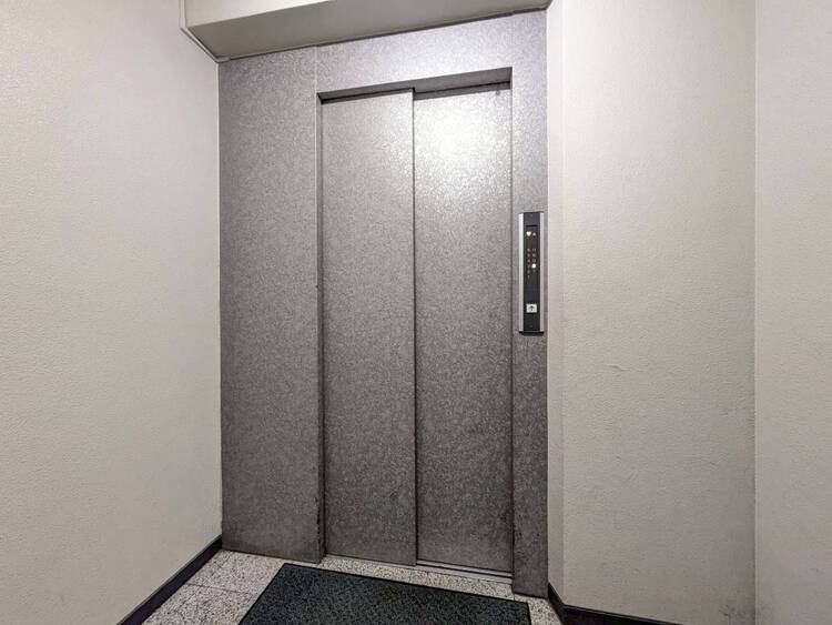 その他 エレベーター完備のため荷物が多くなっても安心。
