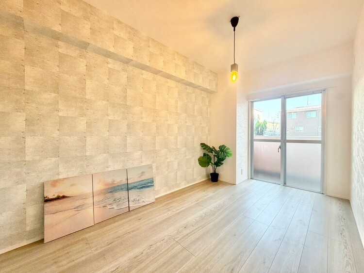 その他 清かで艶やかな時間をもたらしてくれる室内です。