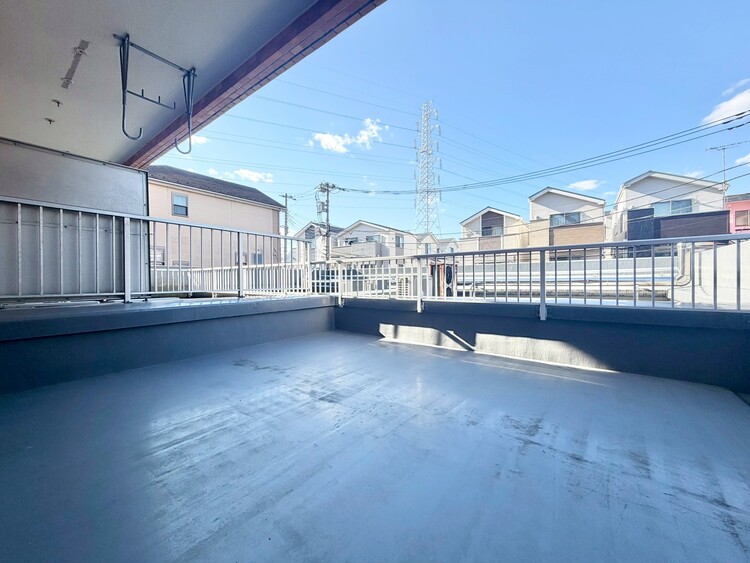 その他 朝の澄んだ空気や、夕方に吹く清々しい風を感じられるバルコニー。