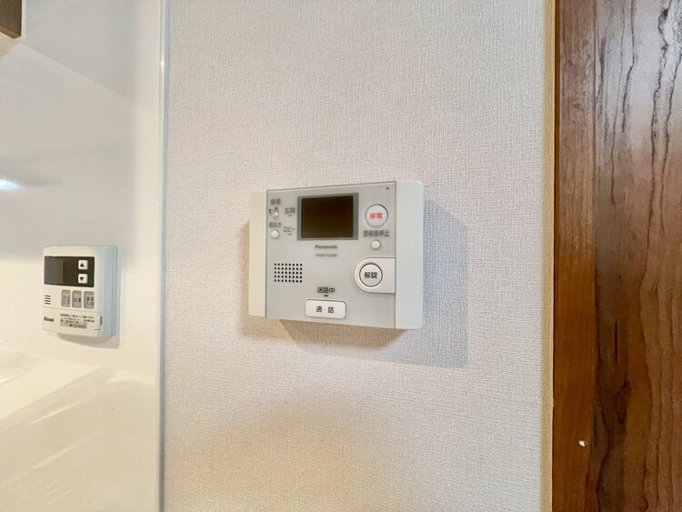 その他 誰が来てもわかる様にモニター付きインターホンを設置。
