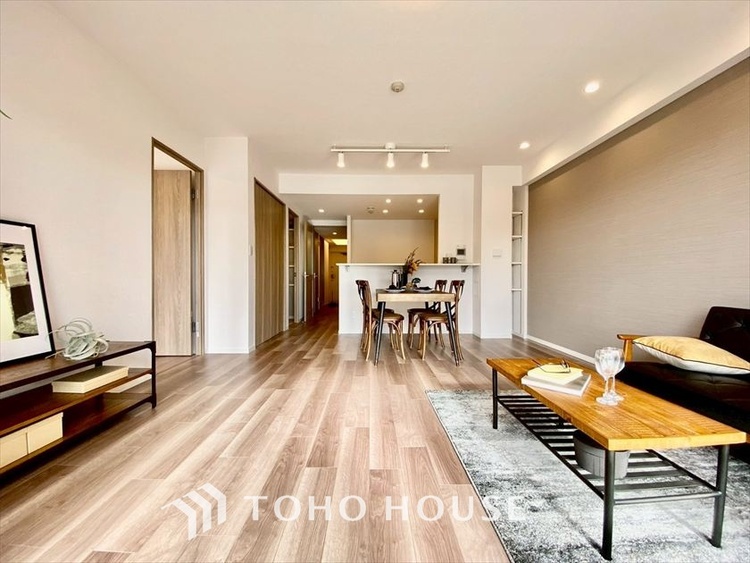 内装 【LIVING】◆simple is best◆無駄のない綺麗なつくりのリビングルームであなただけの暮らしを。