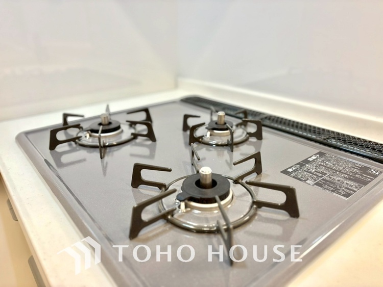 キッチン 【KITCHEN】◆家族のおはよう◆の声を笑顔で迎えてあげられるシステムキッチン。朝ごはんが楽しみでちょっと早起きしたくなるんです。