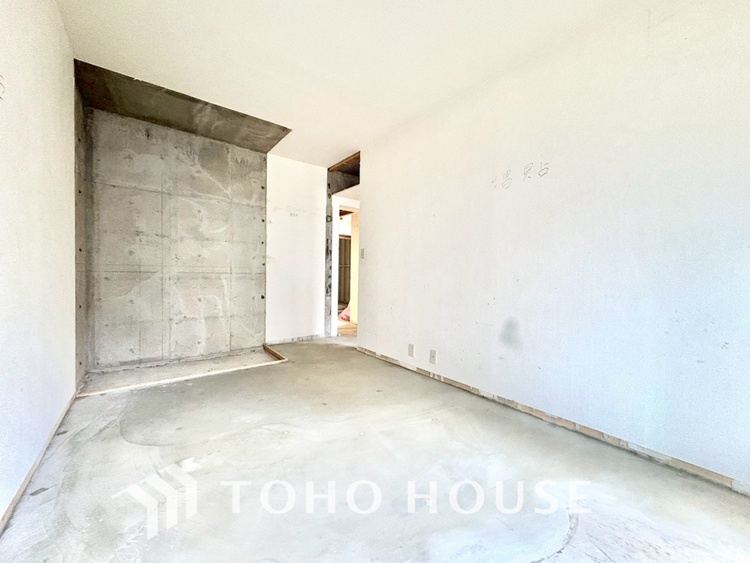 内装 現在改装中◆属毛離裏◆子は父を手本とし、母に愛育されて成長する。家族の深い繋がり。いつまでも大切にしたい。