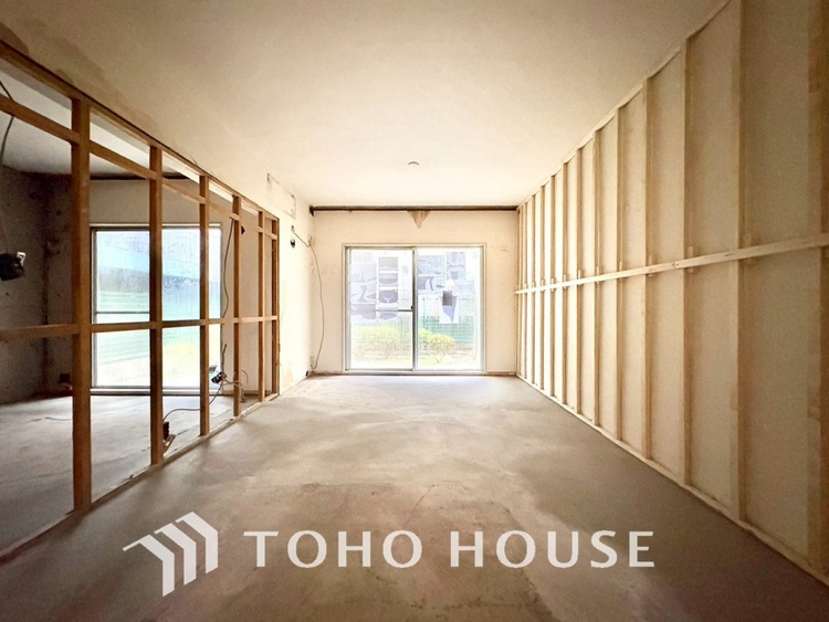 内装 現在改装中◆眩い◆光が燦々と入り、家族の笑顔を照らす。「いつまでも続いて」と願う夢のような毎日がここにある。