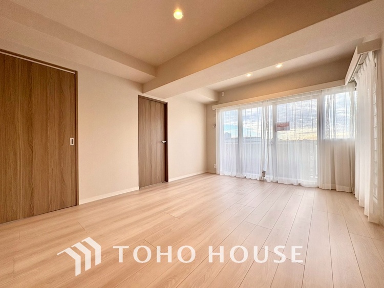 内装 【LIVING】◆simple is best◆無駄のない綺麗なつくりのリビングルームであなただけの暮らしを。