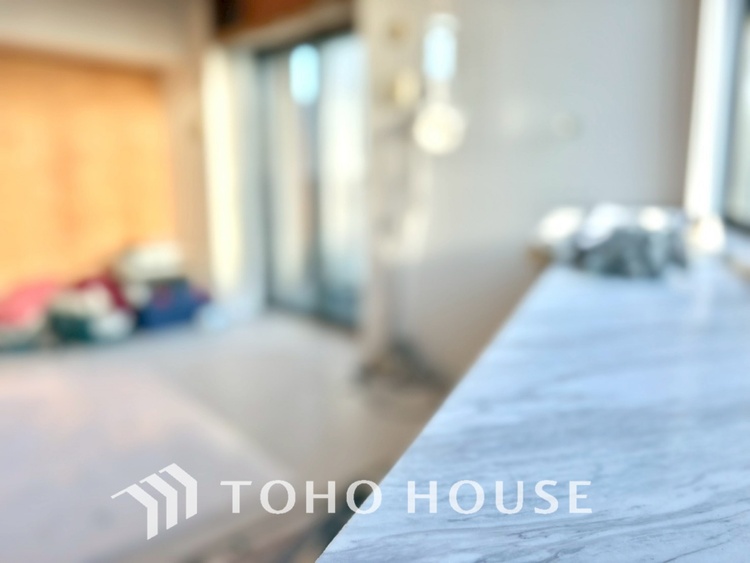 内装 現在改装中◆属毛離裏◆子は父を手本とし、母に愛育されて成長する。家族の深い繋がり。いつまでも大切にしたい。