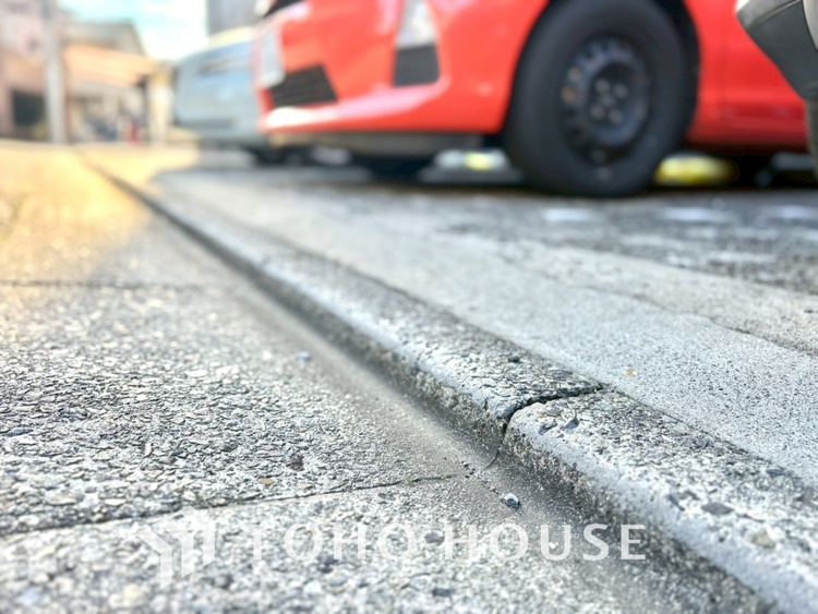 駐車場 【PARKING】◆愛車を◆安全に駐車できる駐車場がございます。