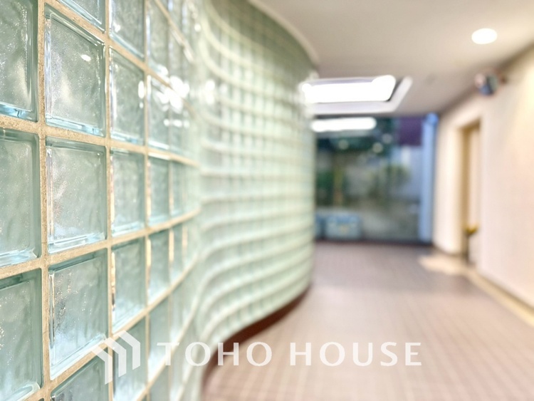 その他 【ENTRANCE】◆そびえ立つ◆我が家のシンボル。遠くの空が赤く染まる夕べが待ち遠しい。