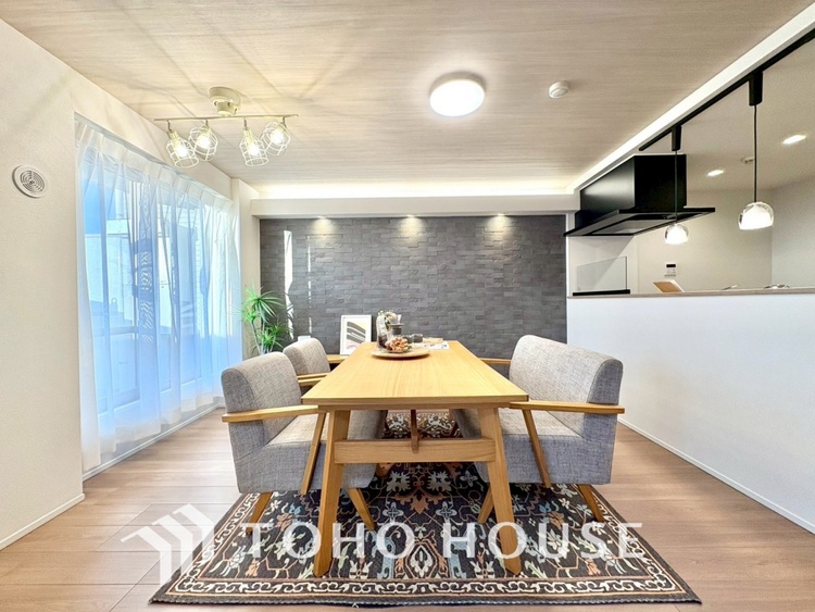 内装 【LIVING】◆家族◆愛する家族を一目で見渡せる。家族が集う空間。永遠に続く幸せな毎日を、ここで。