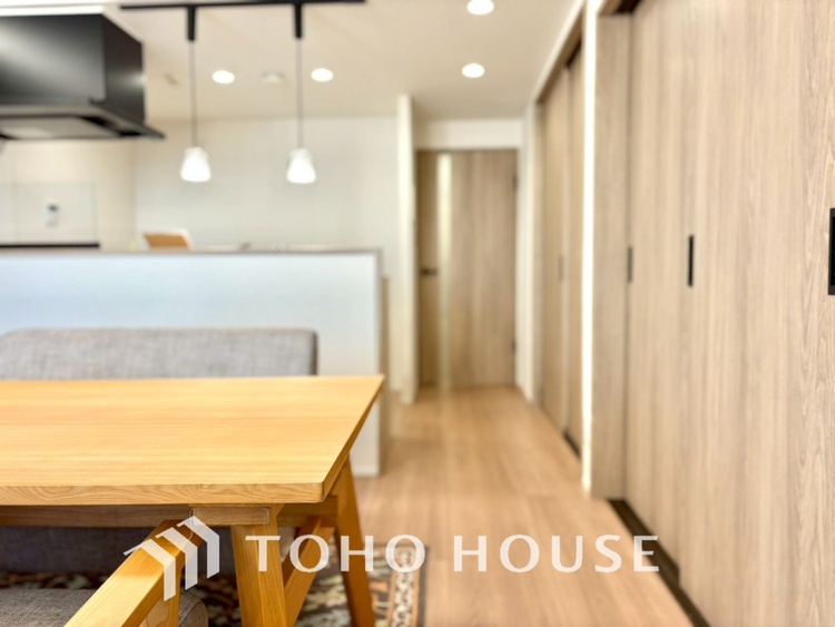 内装 【LIVING】◆Sunshine◆光が燦々と入り、いるだけで気持ちいい。「開放的でゆとりあるお部屋です。」