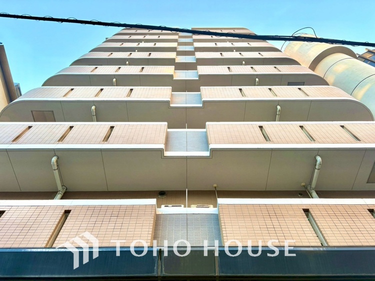 外観 【APPEARANCE】◆陽光◆が差し込む。この開放的な空間に家族の笑顔が集う。家族が一緒に過ごす空間は明るく、そして居心地よく。