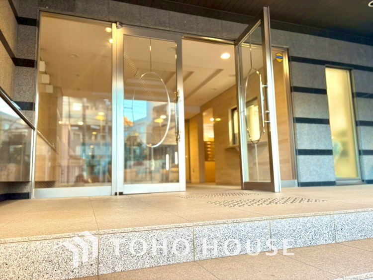 その他 【ENTRANCE】◆そびえ立つ◆我が家のシンボル。遠くの空が赤く染まる夕べが待ち遠しい。