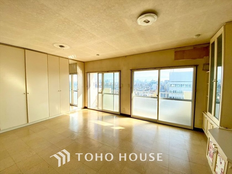 内装 現在改装中◆眩い◆光が燦々と入り、家族の笑顔を照らす。「いつまでも続いて」と願う夢のような毎日がここにある。