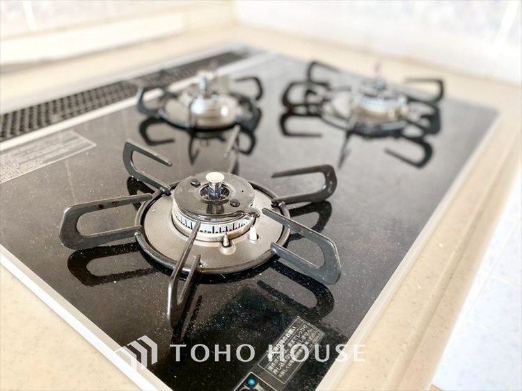 キッチン 現在改装中◆家族のおはよう◆の声を笑顔で迎えてあげられるシステムキッチン。朝ごはんが楽しみでちょっと早起きしたくなるんです。