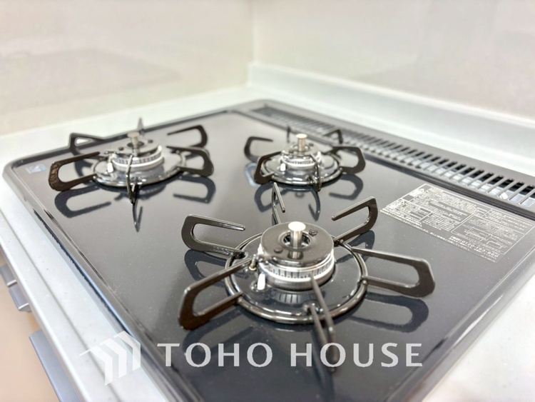 キッチン 【KITCHEN】◆家族のおはよう◆の声を笑顔で迎えてあげられるシステムキッチン。朝ごはんが楽しみでちょっと早起きしたくなるんです。