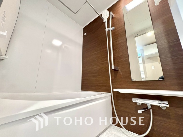 風呂 【BATHROOM】◆プライベートな空間◆simpleだからrelaxできるんです。こころもからだもキレイさっぱり。