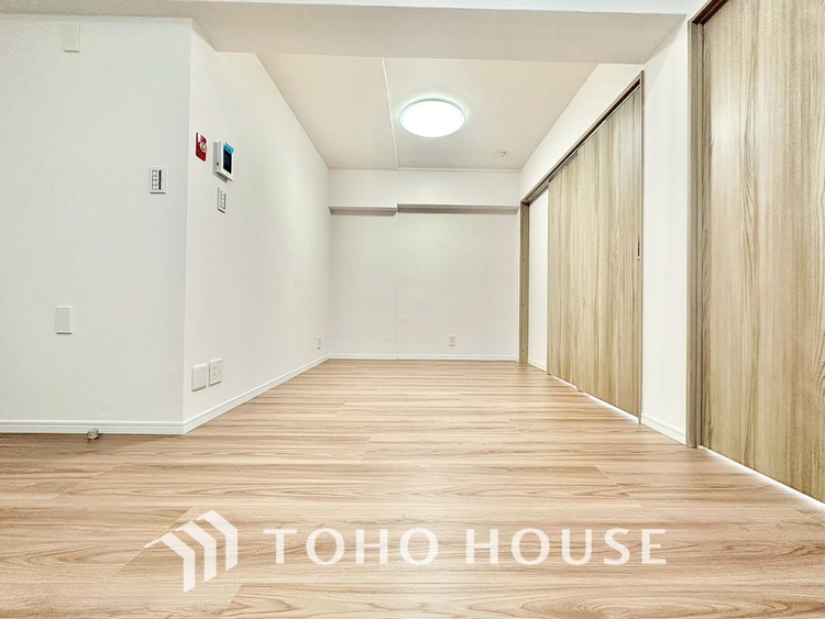 内装 【LIVING】◆simple is best◆無駄のない綺麗なつくりのリビングルームであなただけの暮らしを。