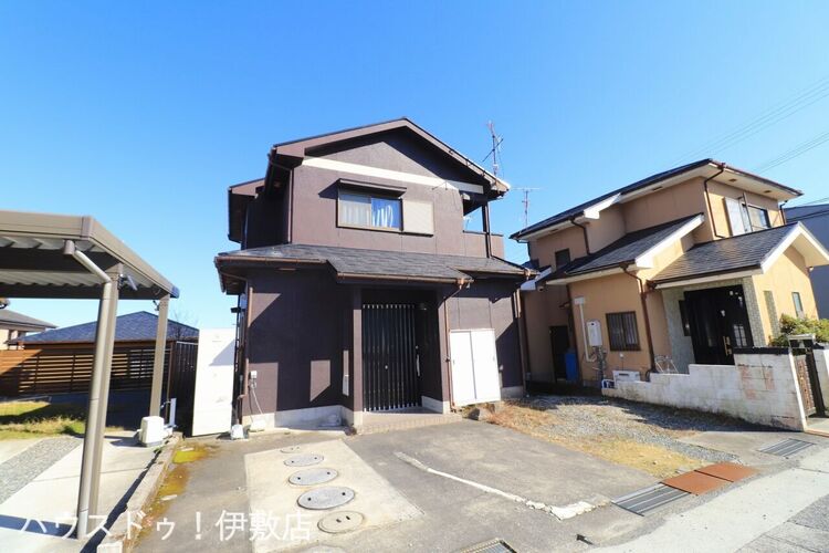 外観 【外観写真】「他社で住宅ローンに落ちてしまった」「車のローンが残っている」など、住宅ローンでお困りの方はぜひ一度弊社までご相談ください。