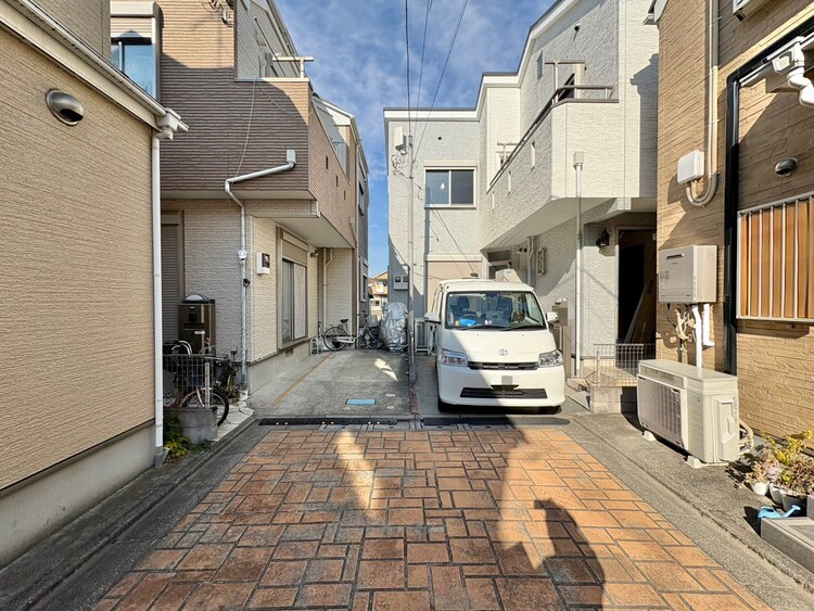 外観 現地に足をお運びいただいた際には、周辺散策などをお勧めいたします。