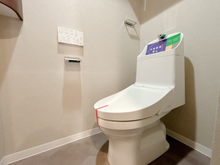 トイレ 暮らしの中のさりげないひとときの快適さにも、こだわりを、持って設備を配しております。