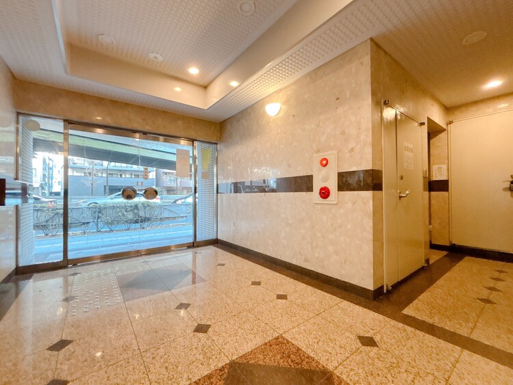 エントランス エントランスは、毎日の行き帰りで使う大事な空間です。