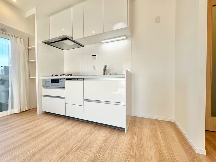 キッチン 洗練されたスタイリッシュなデザイン性と使いやすさを備えた仕様。