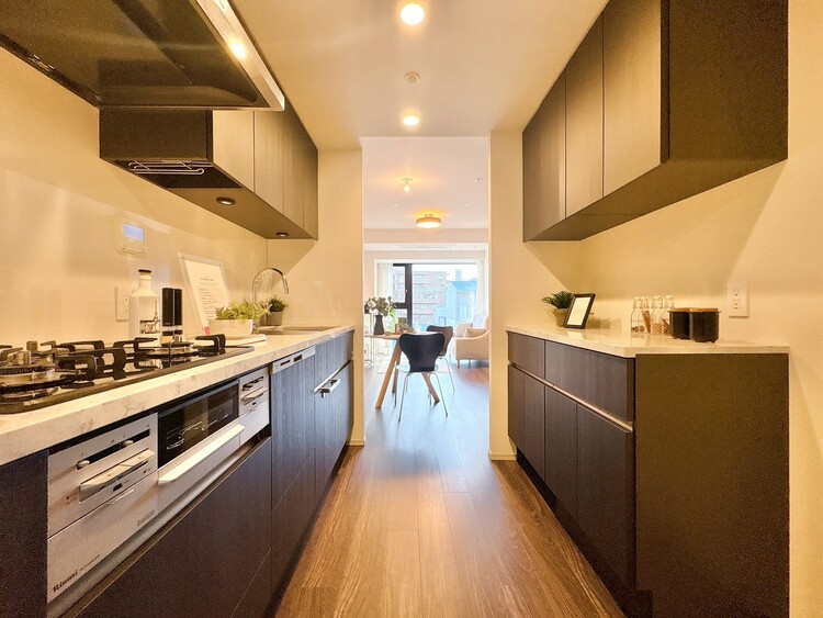 キッチン 洗練されたスタイリッシュなデザイン性と使いやすさを備えた仕様。