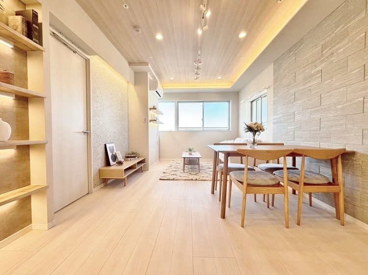 居間 過ごす時間が、たくさんの思い出として紡がれていく場所。