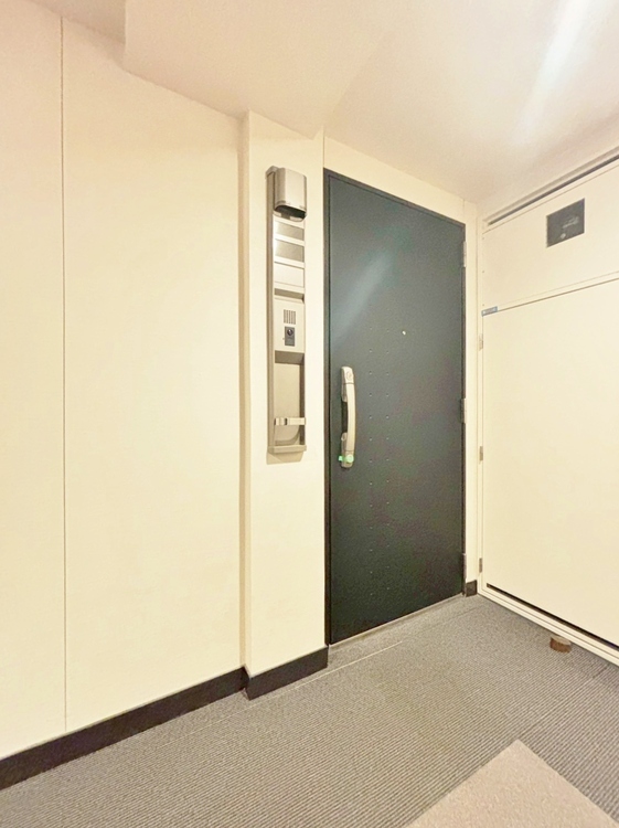 玄関 玄関を開ければ、そこは安らぎのご自宅。