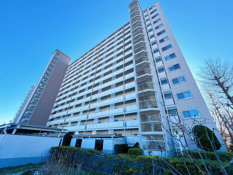 外観 資料には掲載していない情報が、現地にはたくさんあります。是非一度、現地をご確認ください。